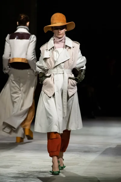 Look 34